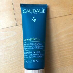 2.5 Fl oz Caudalie Vinergetic C+Instant Detox Mask